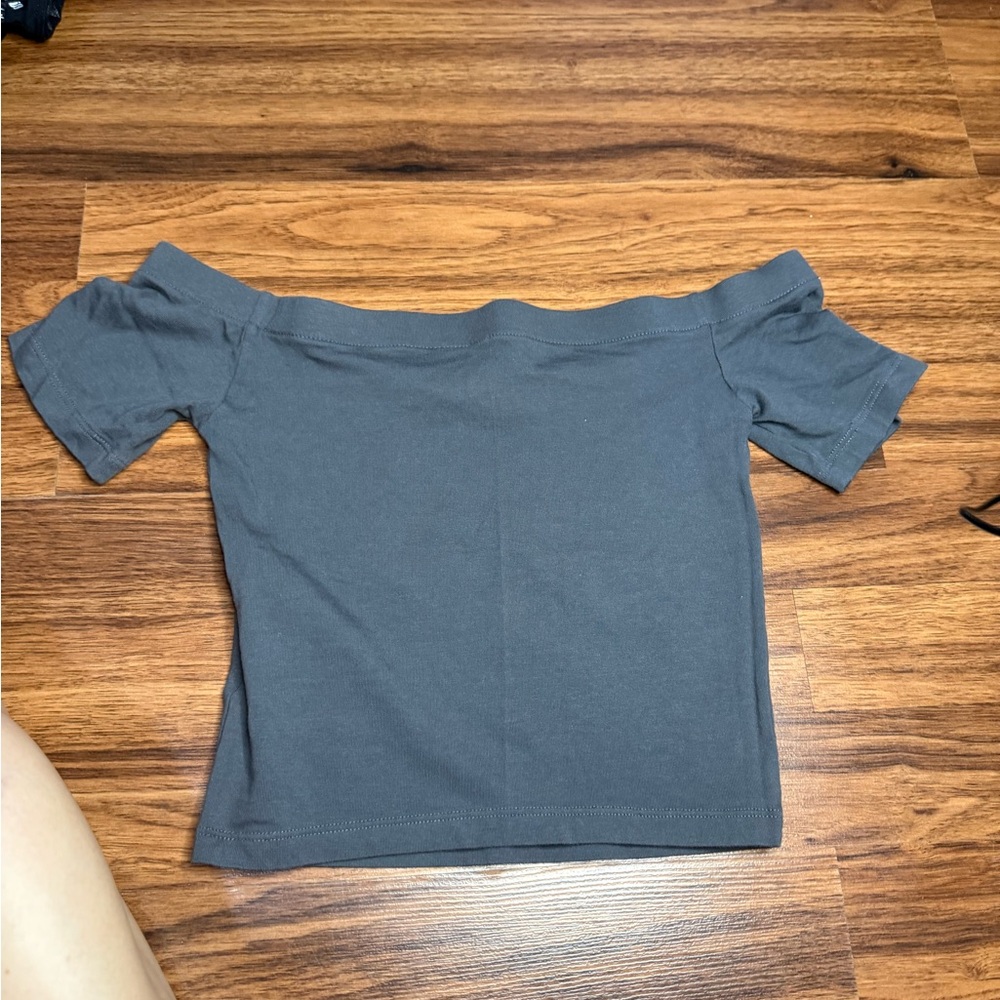 H&M Off-Shoulder Charcoal Crop Top